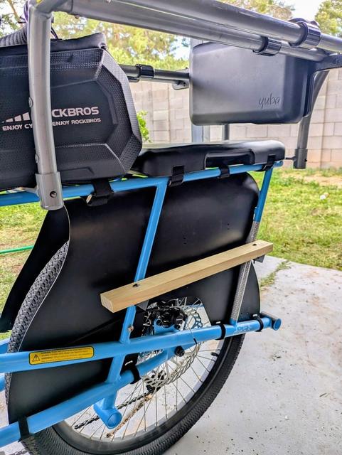 Yuba Kombi "Little Step" - Mounting System for Additional Foot Rest System for Shorter Passengers 3D model thumbnail