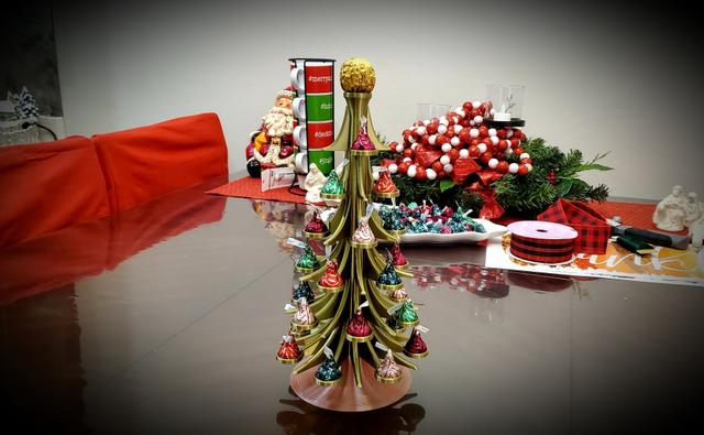 Christmas Tree (Kissmas Tree)(New Files!) 3D model thumbnail