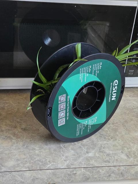 recycled Spool planter 3D model thumbnail