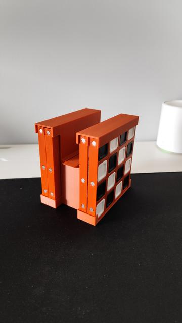Improved box for Minimal Chess Set 3D model thumbnail
