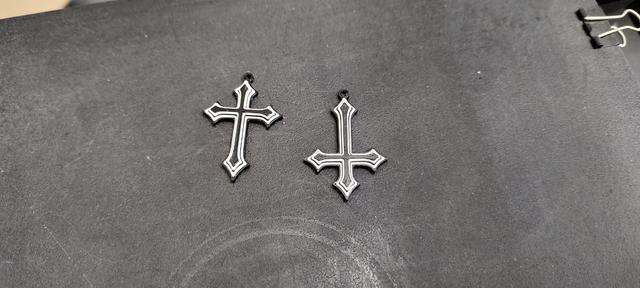 Gothic cross pendant 3D model thumbnail