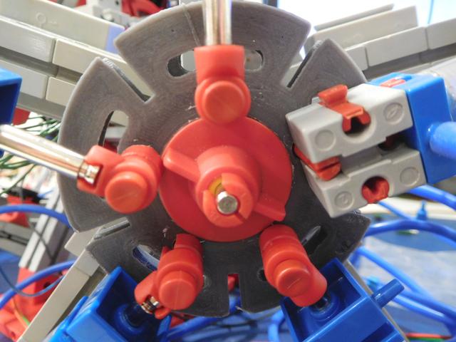 Fischertechnik Disk with 5 holes 3D model thumbnail