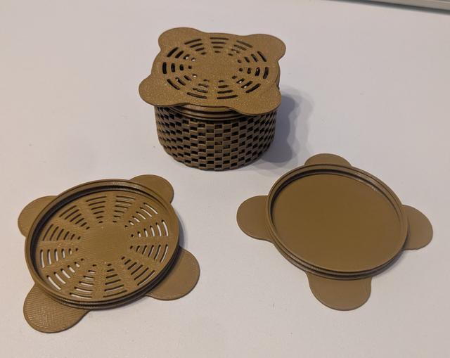 Lid with lashes for customizable silica gel container (vase mode) 3D model thumbnail