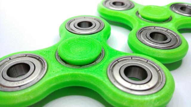 Fidget Spinner 3D model thumbnail