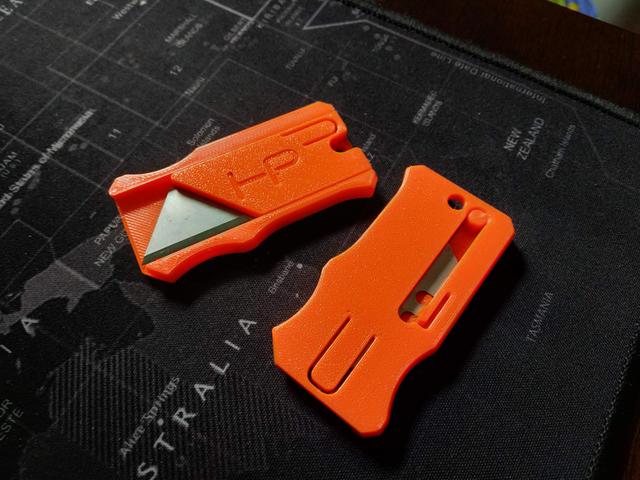 Lock version - No lettering 3D model thumbnail