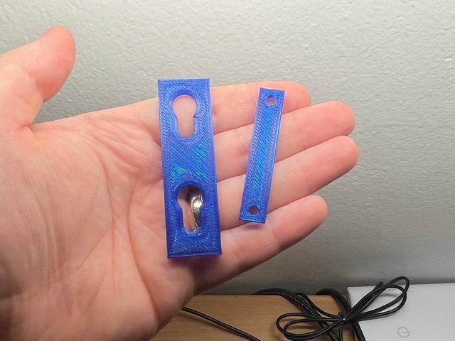 Ender 3 V3 SE / Ender 3 SE LCD reposition stand (Remix) - Calibration parts 3D model thumbnail
