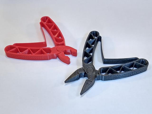 Better Tiny Pliers (Print-in-Place) 3D model thumbnail