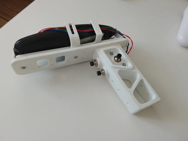 Pistol air mouse 3D model thumbnail