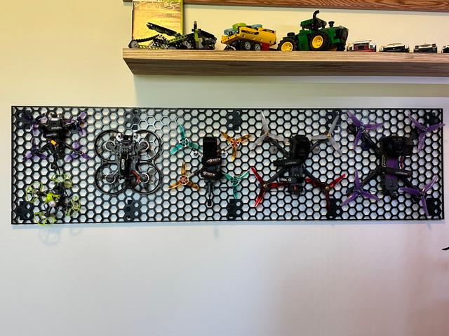 Big Boarders for Honeycomb Storage Wall 3D model thumbnail