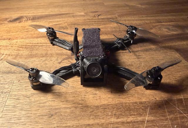 Freestyle 3 inch fpv quad. 3D model thumbnail