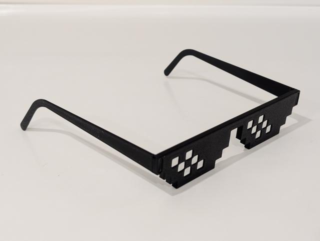 Thug Life Glasses / Deal with it 3D model thumbnail