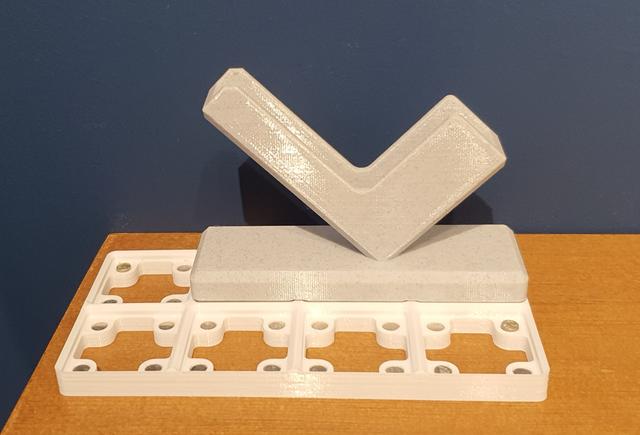 Gridfinity Business Card Holder 3D model thumbnail