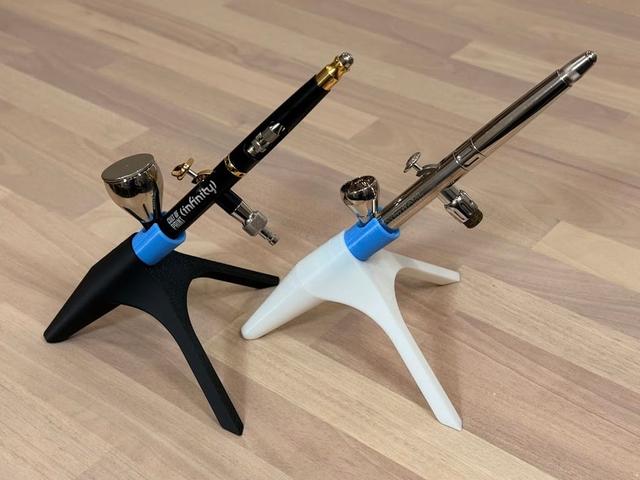 Airbrush Holder for Harder & Steenbeck airbrushes 3D model thumbnail
