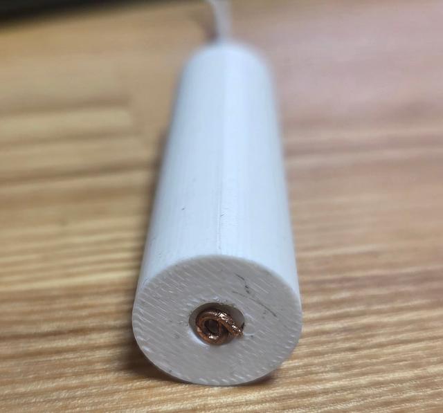 Flashlight power adapters 3D model thumbnail