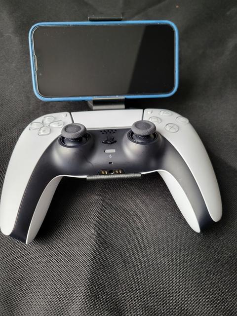 Ps5 Controller phone mount IPhone 13 mini 3D model thumbnail