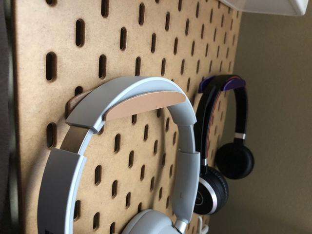 IKEA SKADIS headphone hanger 3D model thumbnail