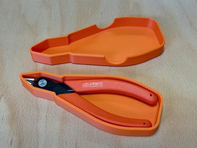 Xuron Flush Cutter Box 3D model thumbnail