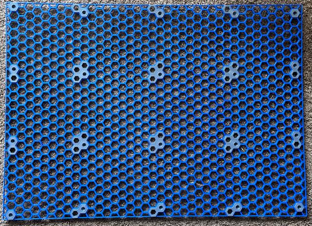 Honeycomb wall with borders/edges (max-sized for Ankermake M5 while allowing for many rows and columns) 3D model thumbnail