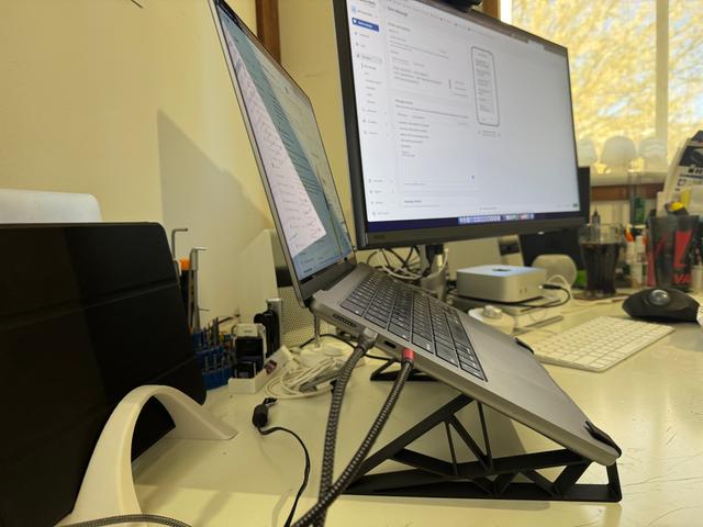 MacBook Pro Neck saver laptop stand 85 Degrees 3D model thumbnail