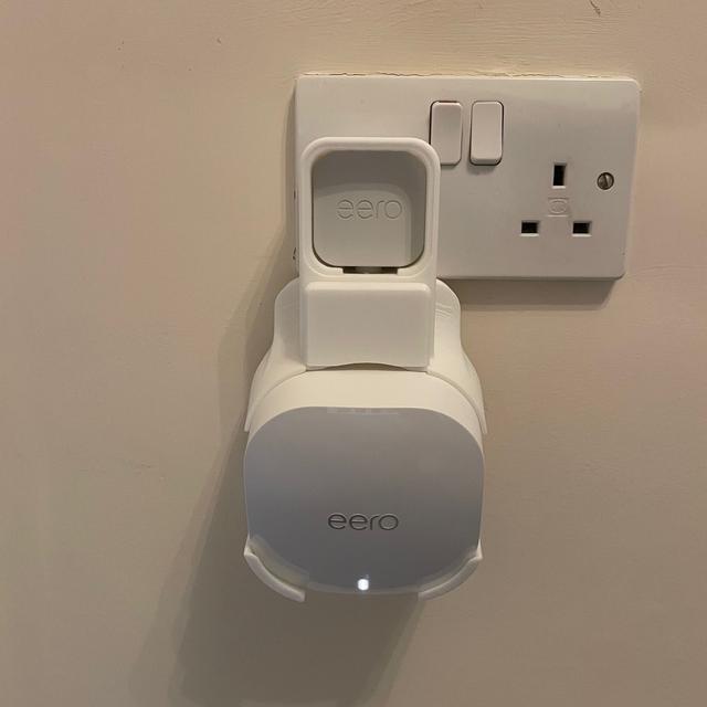 Eero 6 Socket Wall Mount 3D model thumbnail