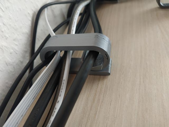 Cable Clip 3D model thumbnail
