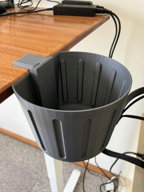 Removable Desk Bin Trash Can V2 3D model thumbnail