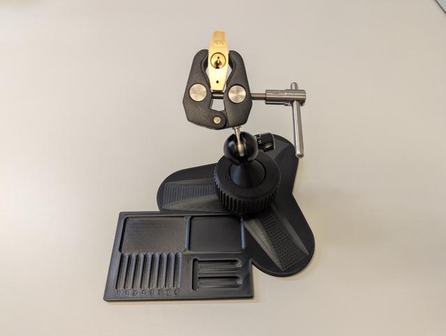 Combination Chuck Vise and Lock Pinning Tray 3D model thumbnail