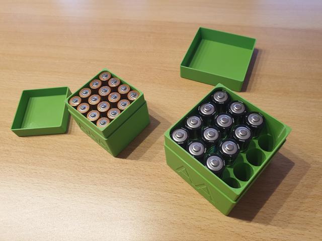 Simple AA battery storage box 3D model thumbnail