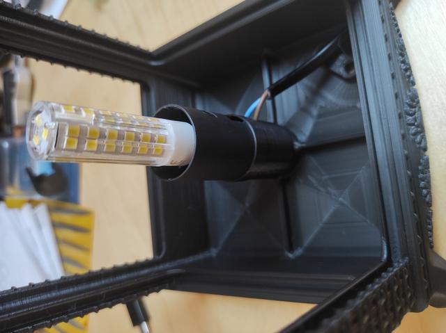 E14 bulb adaptor 3D model thumbnail