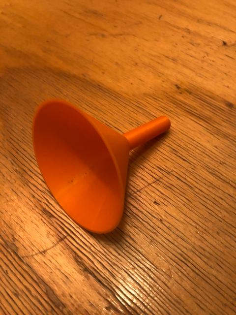 Mini Funnel (for your mini flask) 3D model thumbnail