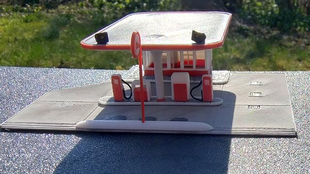 Kleine Tankstelle / Small Petrol Station 3D model thumbnail