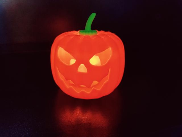 Halloween Pumpkin 3D model thumbnail