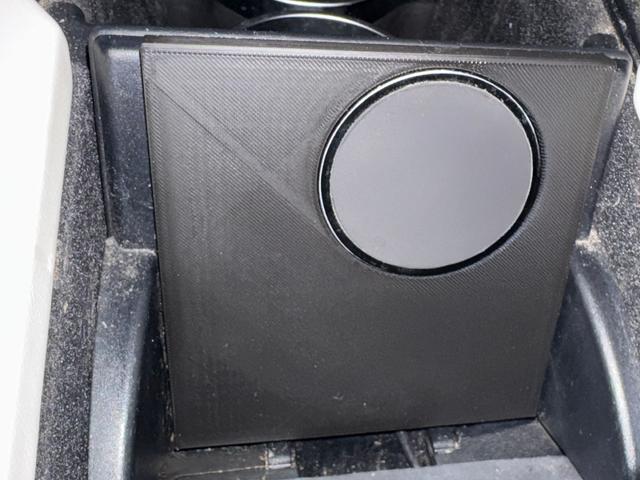 Tesla Model S and X (2016-2021) Mag Safe Charger 3D model thumbnail
