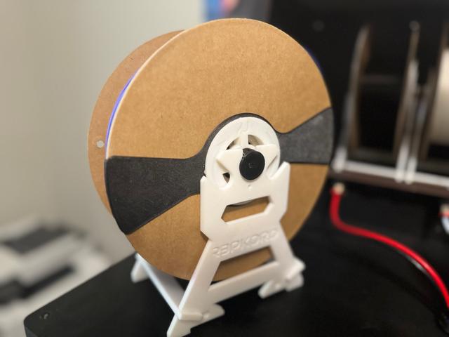 Inland 4 Hole Cardboard Spool Adapter for Repwinder 3D model thumbnail
