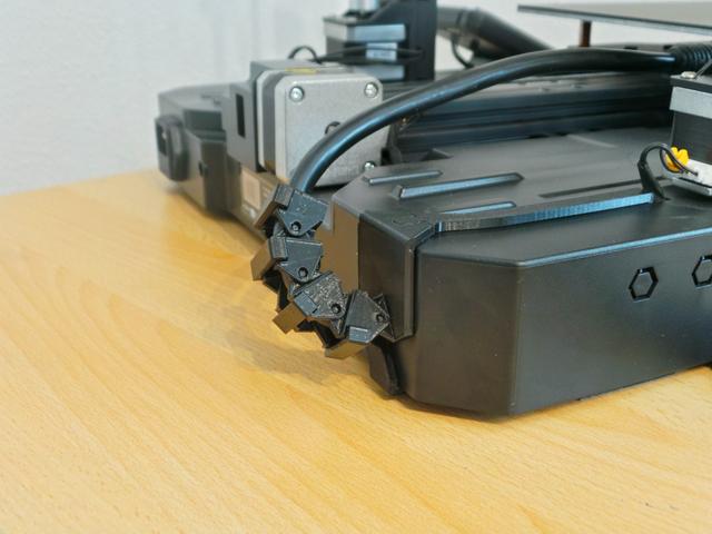 Ender 3 S1 / S1 Pro heating bed cable chain/holder + gulfcoast heated bed prototyps 3D model thumbnail