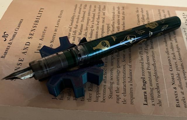 gear pen rest 3D model thumbnail