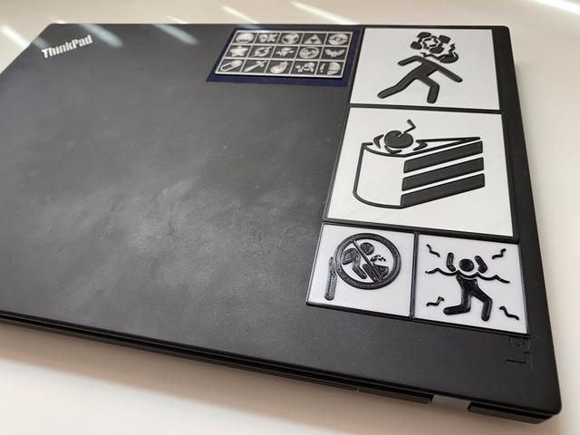 2D Portal Warnings with Boarders 3D model thumbnail