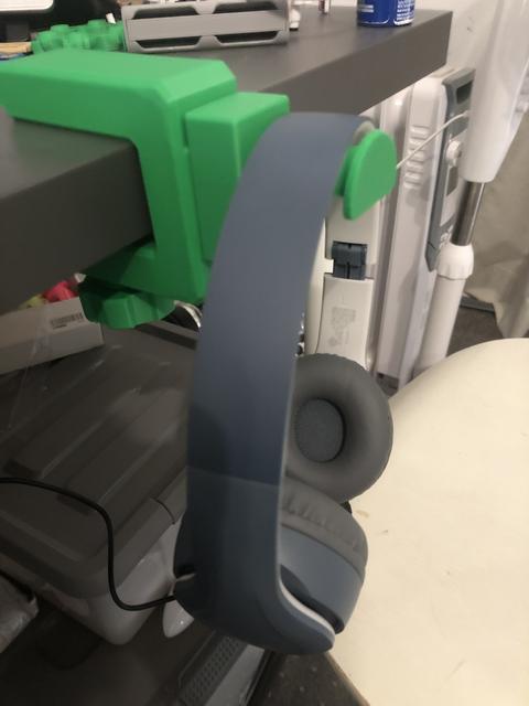 Headphone holder for modular clamp 3D model thumbnail