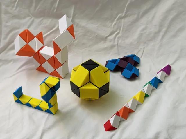 Snake puzzle toy (pieces) (25mm soft) 3D model thumbnail