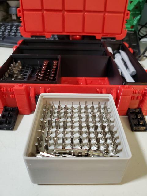 Gridfinity 2x2 screwdriver 4mm hex bit holder stackable version 3D model thumbnail