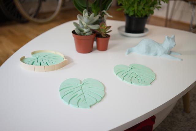 Leaf - Coasters 3D model thumbnail