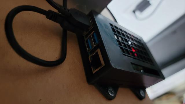 Raspberry Pi 4 snap fit box with mounting holes 3D model thumbnail