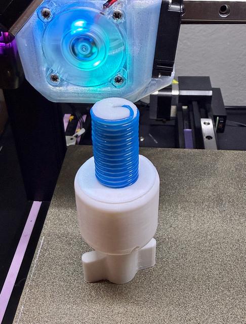 Improved Cat Spring Toy Winder – Safer, Brittle Filament Friendly 3D model thumbnail