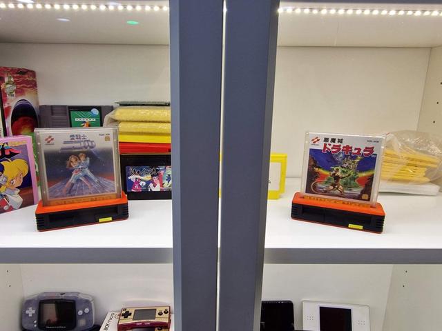 Famicom Disk System diskette stand, thin and thick 3D model thumbnail