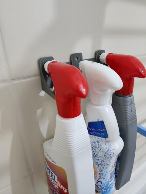 Triple Spray Holder - Remix 3D model thumbnail