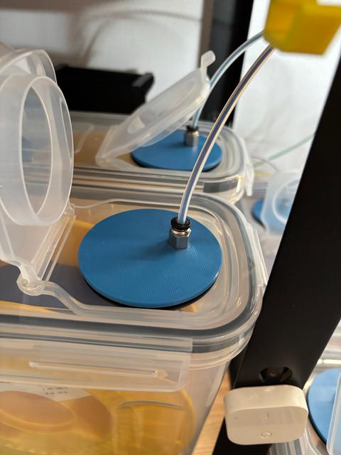 M6 PTFE passthrough Dyna Dry Box / Filament Box 4L 3D model thumbnail