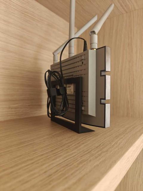 Router stand for TP-Link TL-WR1043ND 3D model thumbnail