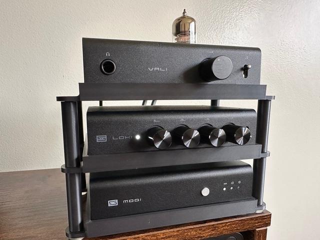 The Schiit Rack - Taller Shelf Remix 3D model thumbnail