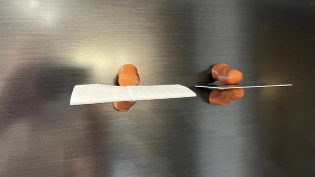 Fingers Tissue and Card Holder Magnet Version 3D model thumbnail