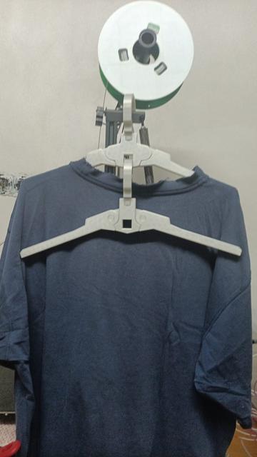 travel folding clothing hanger / cestovní skládací ramínko 3D model thumbnail
